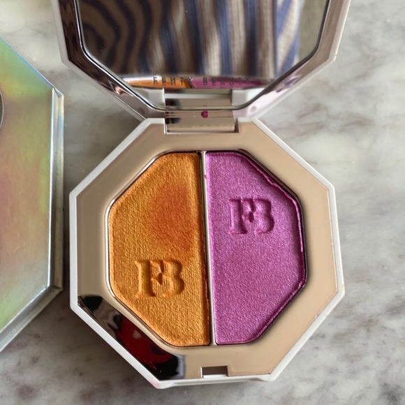 Fenty beauty highlighter - Picture 4 of 5